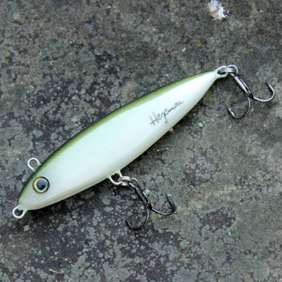 Wobler Hegemon Waverunner 7cm 9g potápivý barva zelený