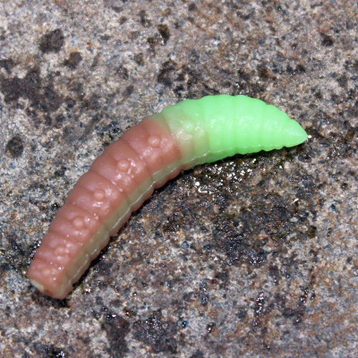 Harmony Baits Larva Grub 40mm barva 016+11 Coffee Milk + Chartreuse 9 pcs příchuť sýr