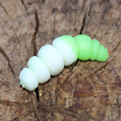 Harmony Baits Larva Apod FAT 32mm barva 001+011 White+Chartreuse 9 pcs příchuť sýr