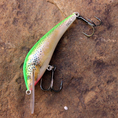 Wobler Bonito Troć 6,5cm 5,5g barva pstruh zelený s bílým břichem BKK hooks