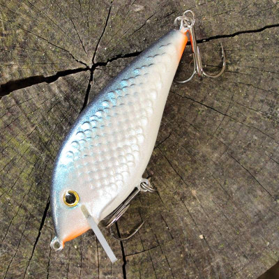 Wobler Bonito Krap 9cm SR 3D se šupinami barva UV silver