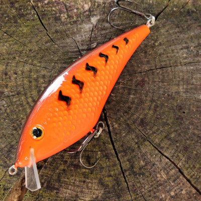 Wobler Bonito Krap 11cm 34g SR plovoucí barva Red Tiger Pomeranč BKK Hooks