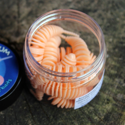 Gumová nástraha Trout Delirium Tanta 60mm 2g (8 pcs) barva Salon SA příchuť sýr