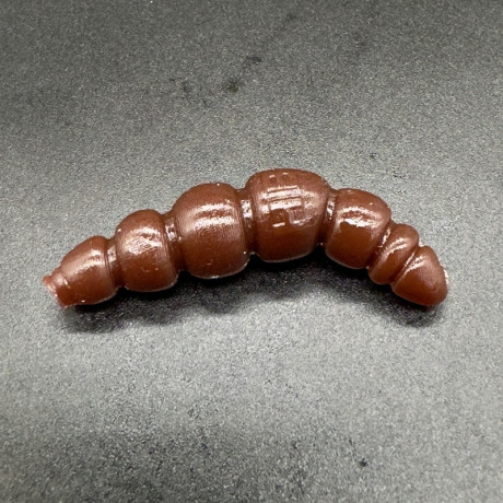 Harmony Baits Larva Apod 37mm barva 024 Dark Chocolate 9 pcs příchuť sýr