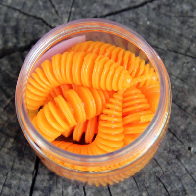 Gumová nástraha Trout Delirium Tanta 60mm 2g (8 pcs) barva LR2 příchuť sýr