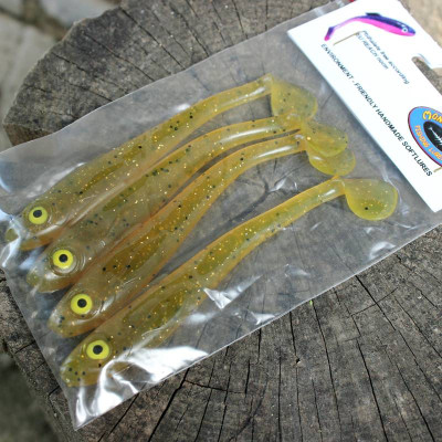 Ripper Monarch Dok Hollow Soul Shad 11cm barva Motoroil žluté oko (balení 4 ks)