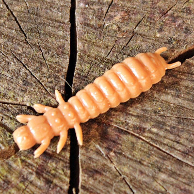 Harmony Baits Larva Lux 45mm 9pcs barva 016 coffee milk příchuť sýr