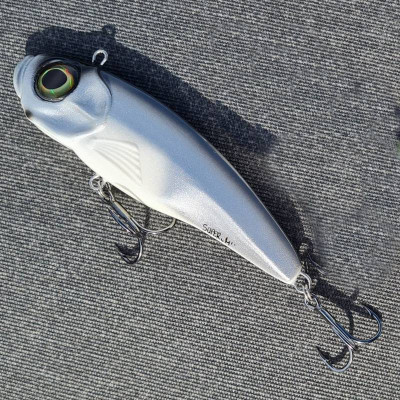 Wobler Super M Komando 10cm 25g potápivý šedý